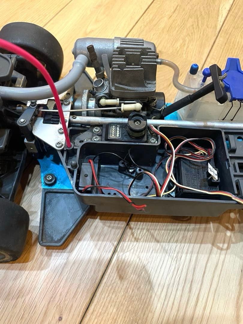 avex童夢無限　エンジンカー　ラジコンカー