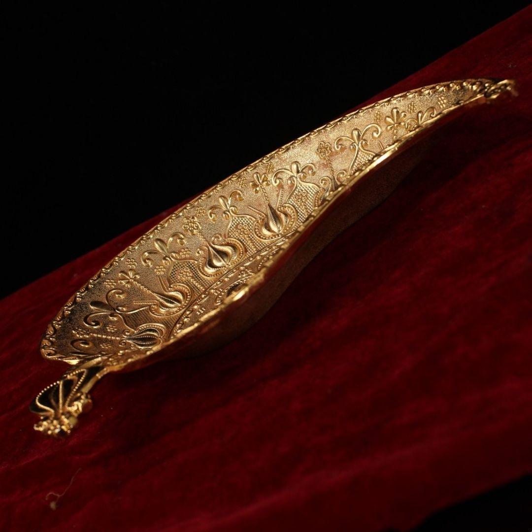 中国美術・金葉皿・純銅微彫・手製・高浮彫・置物・食器・茶器