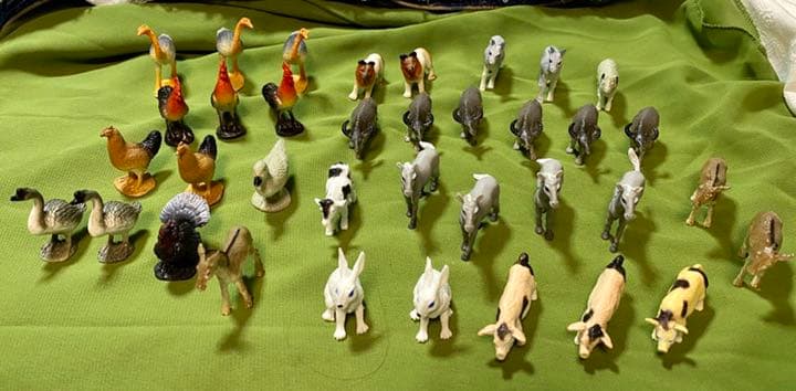 牧場の動物  の サイズ見本です《見本》