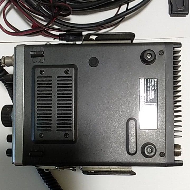 ♦期間限定♦無線機トリオの2mFM7500GRモービル無線機同軸ケーブル付♦️