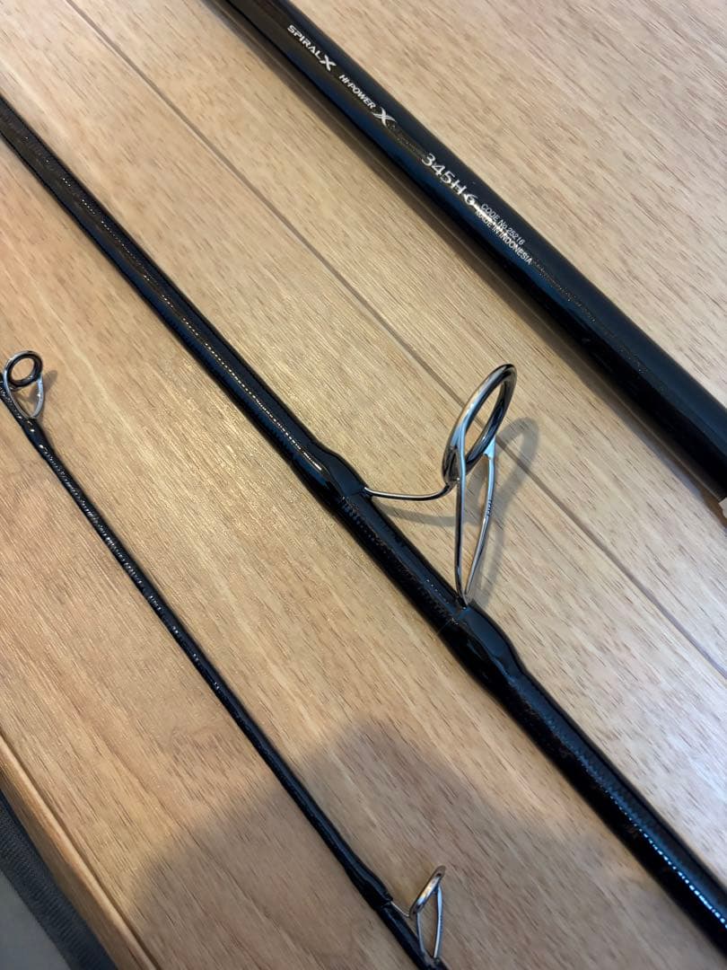 BORDERLESS ボーダレス　345H6