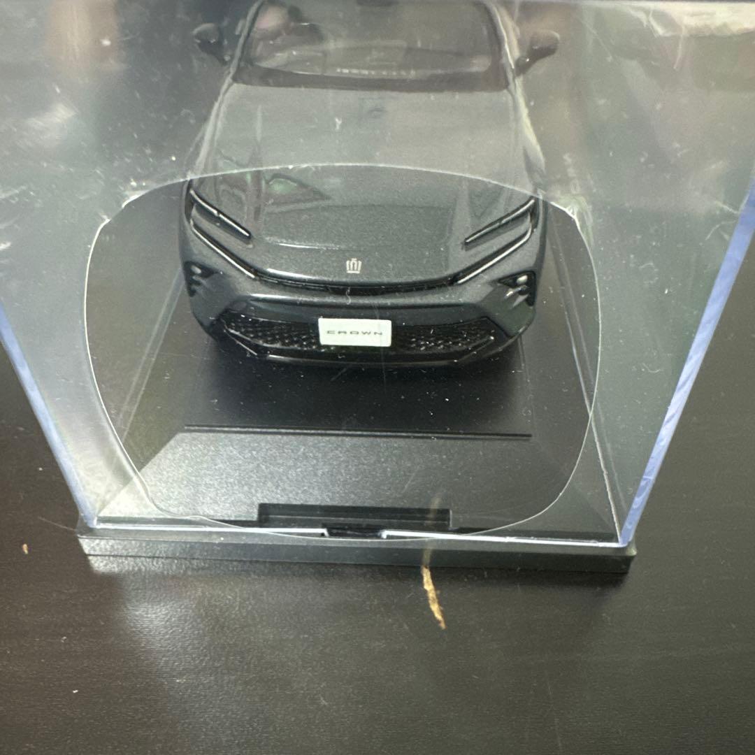 【正規品・未開封】クラウンスポーツ　ミニカー グレー