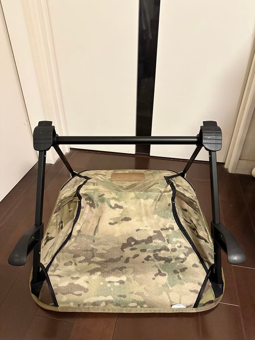 美品　Helinox ヘリノックス　タクティカル　インクラインチェア　マルチカム