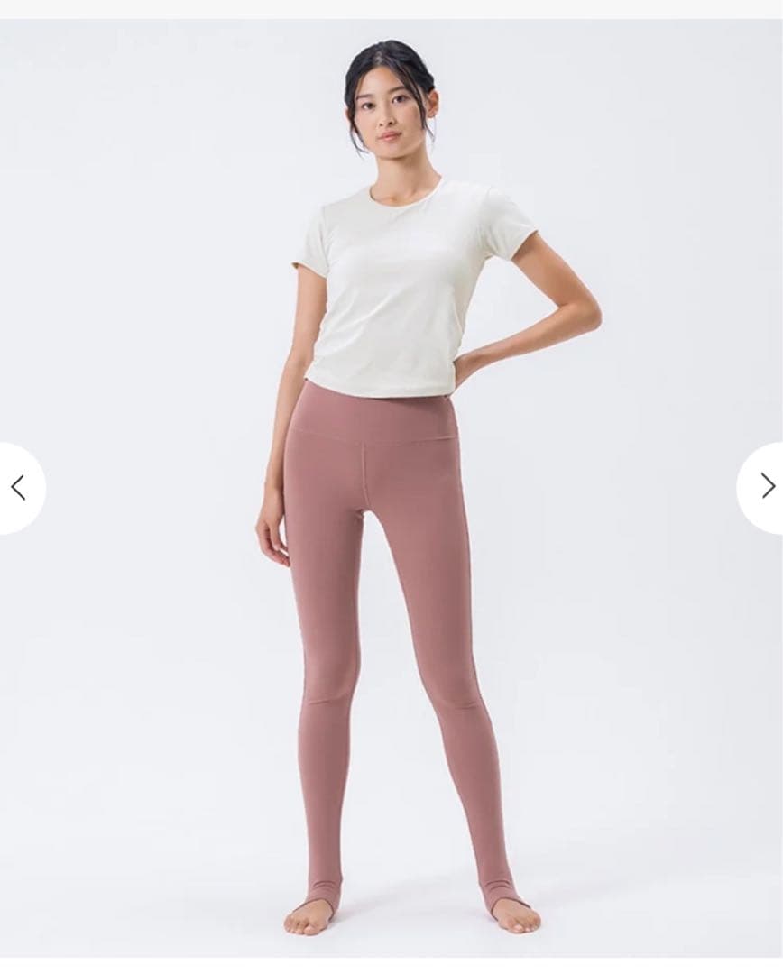 SUKALAくすみピンクトレンカとカップ付きサイドギャザーTee Lサイズ