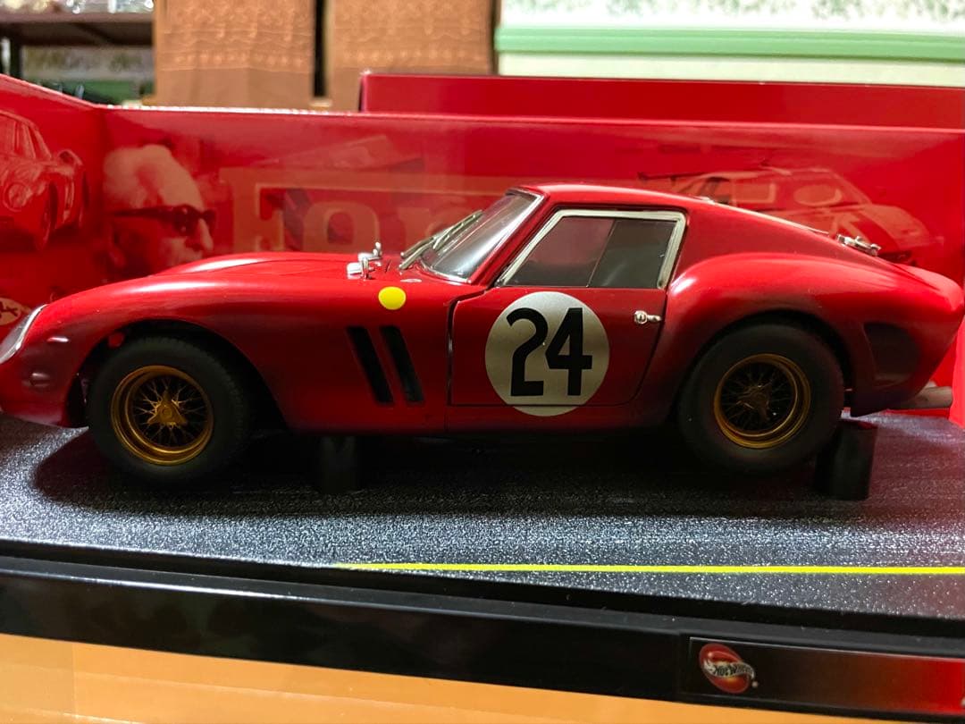 1/18 ホットウィール フェラーリ250GTO ウェザリング仕様