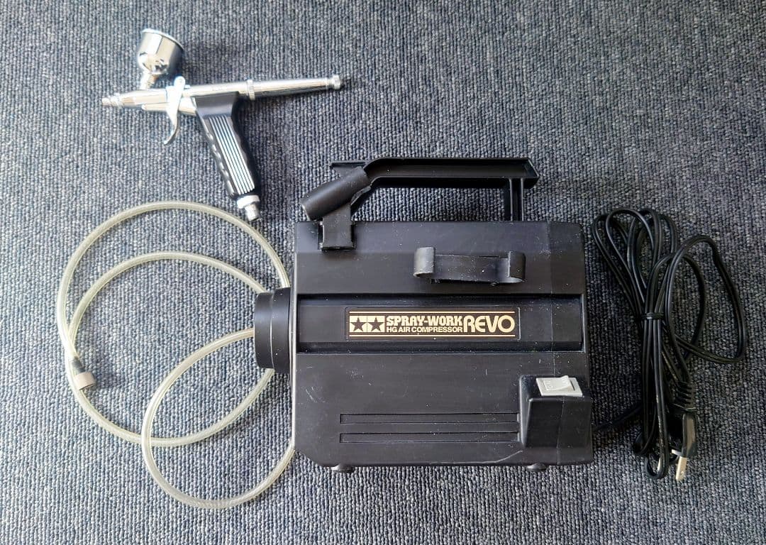 TAMIYAタミヤスプレーワークHGコンプレッサーREVO/エアーブラシセット