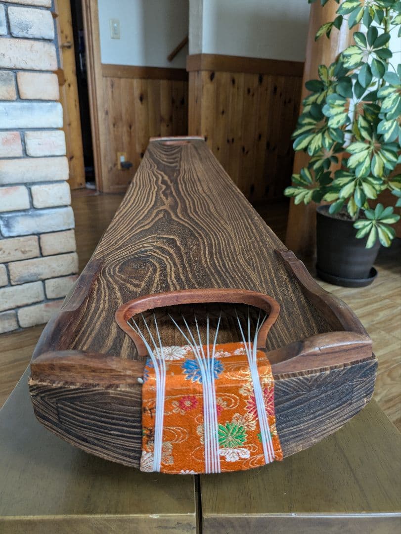 琴　和楽器　弦楽器 13弦　すだれ彫り　美木目