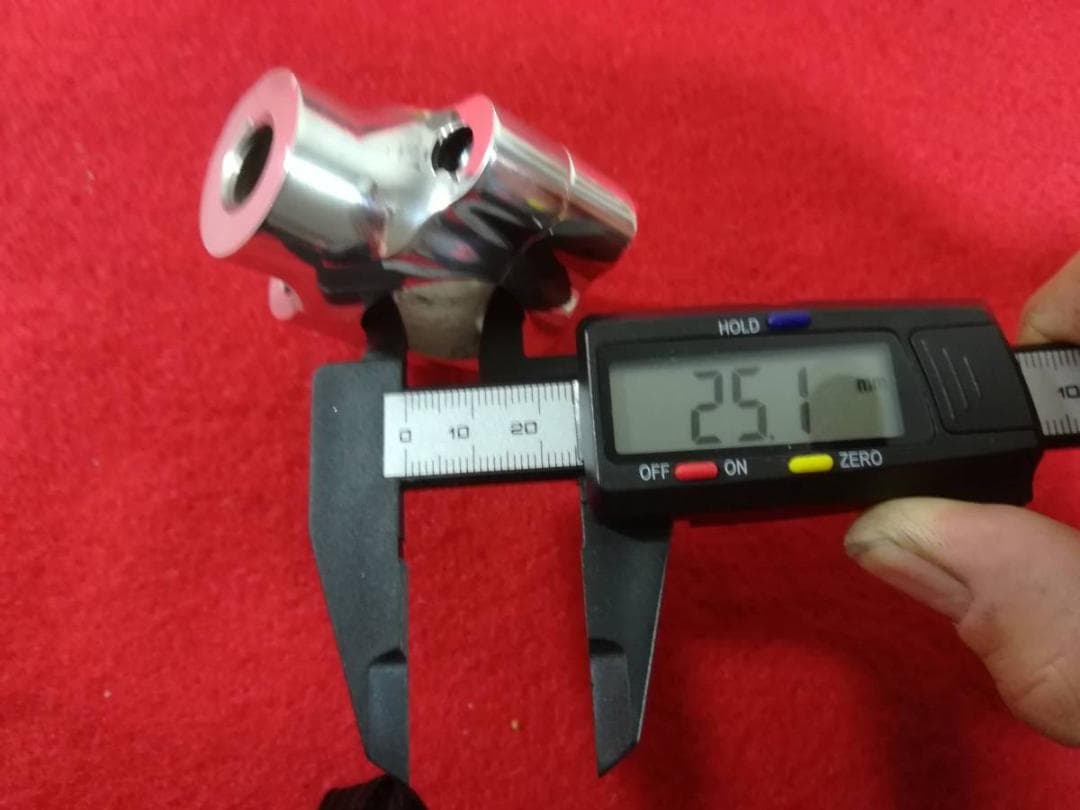 国内在庫検品済み 送料無料 アルミ削出し　ハンドル　ポスト　ライザー　１インチ