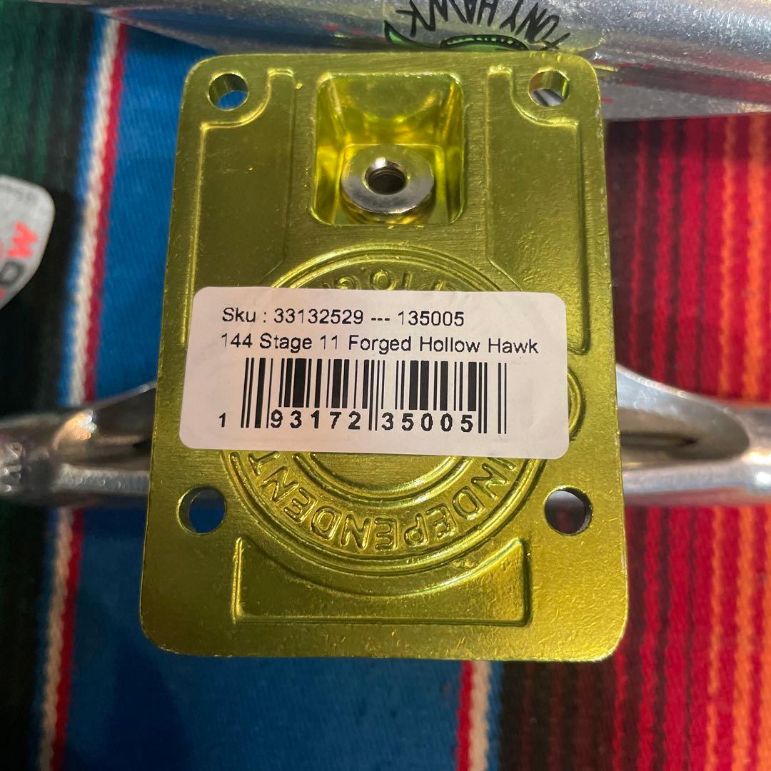 インディーIndependent Hollow トラック144 13,800円