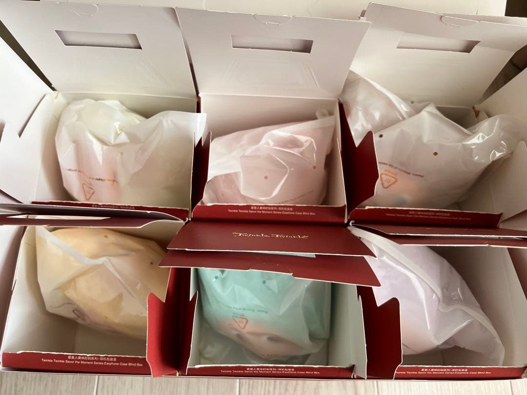 ポップマート twinkle twinkle イヤホンケース アソート