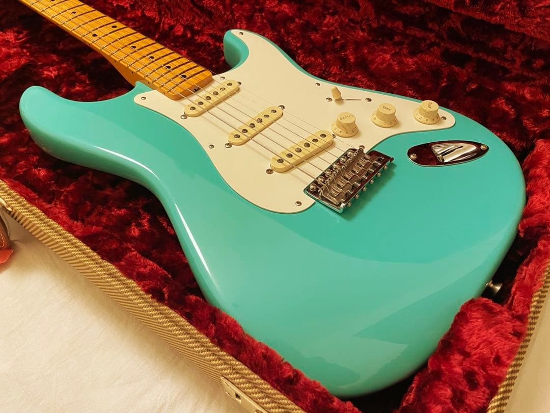 ギター FENDER American Vintage II 1957
