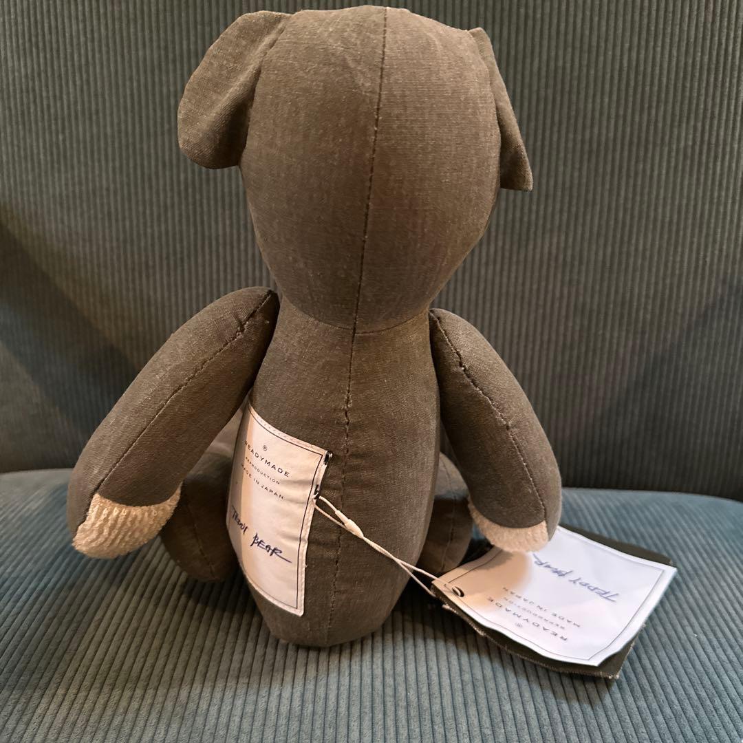 READYMADE ぬいぐるみ　カーキ色