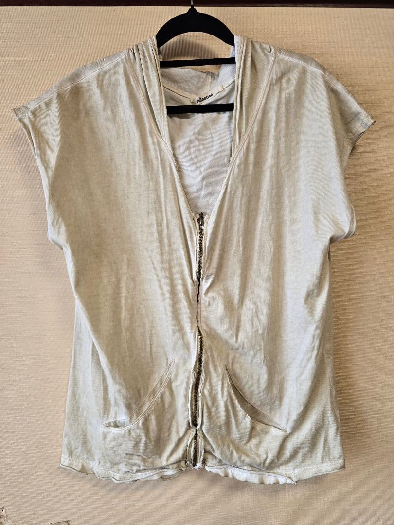 SALSATION WEAR　スリーブレスフーディ