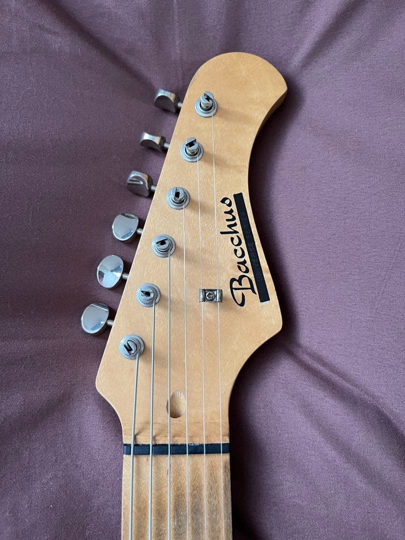 【調整済】バッカス　ストラト　Bacchus エレキギター　エリクサー　新品弦