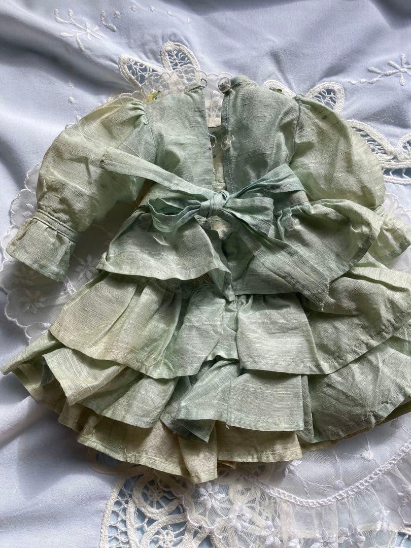 アンティークビスクドールドレス アネッテさんのドレス