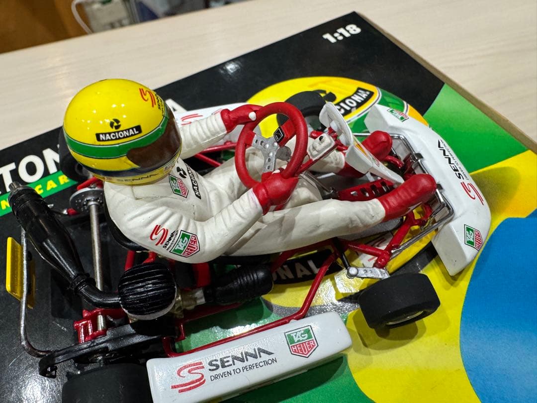 ミニチャンプス 1/18 Kart Paris-Bercy アイルトン・セナ