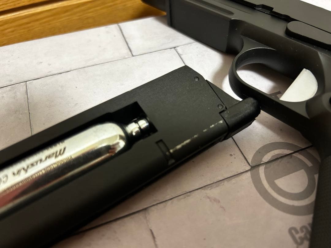 Carbon8 HELLCAT 4.3 CO2ガスガン