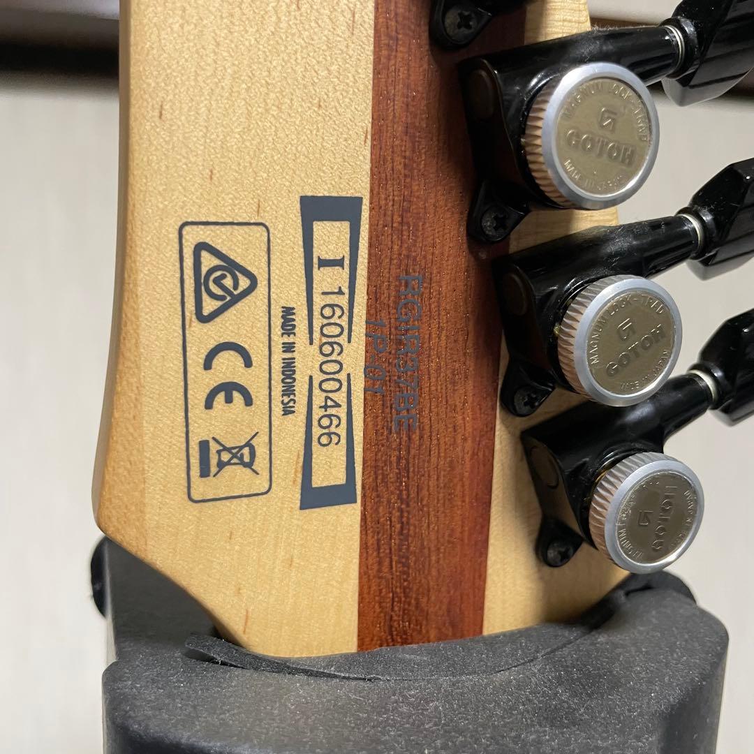 Ibanez RGIR37BE Black Flat 7弦