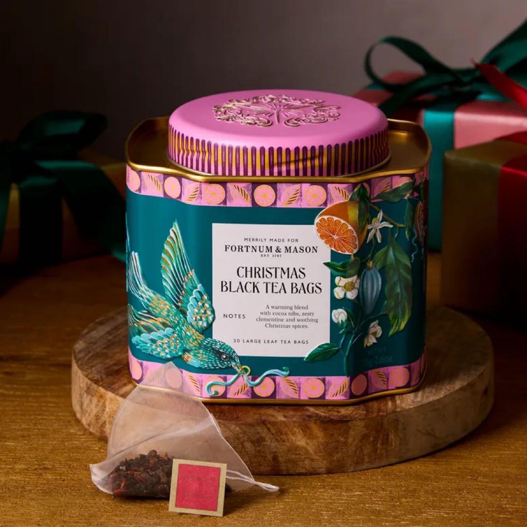フォートナム&メイソン　クリスマススパイスティーとビスケットのセット