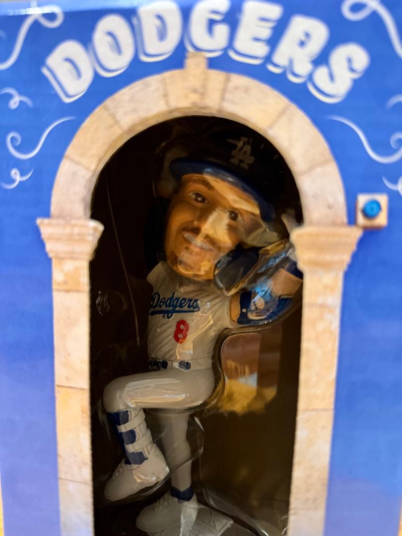 新品未開封 ドジャース キケヘルナンデス 2024年球場配布 ボブルヘッド