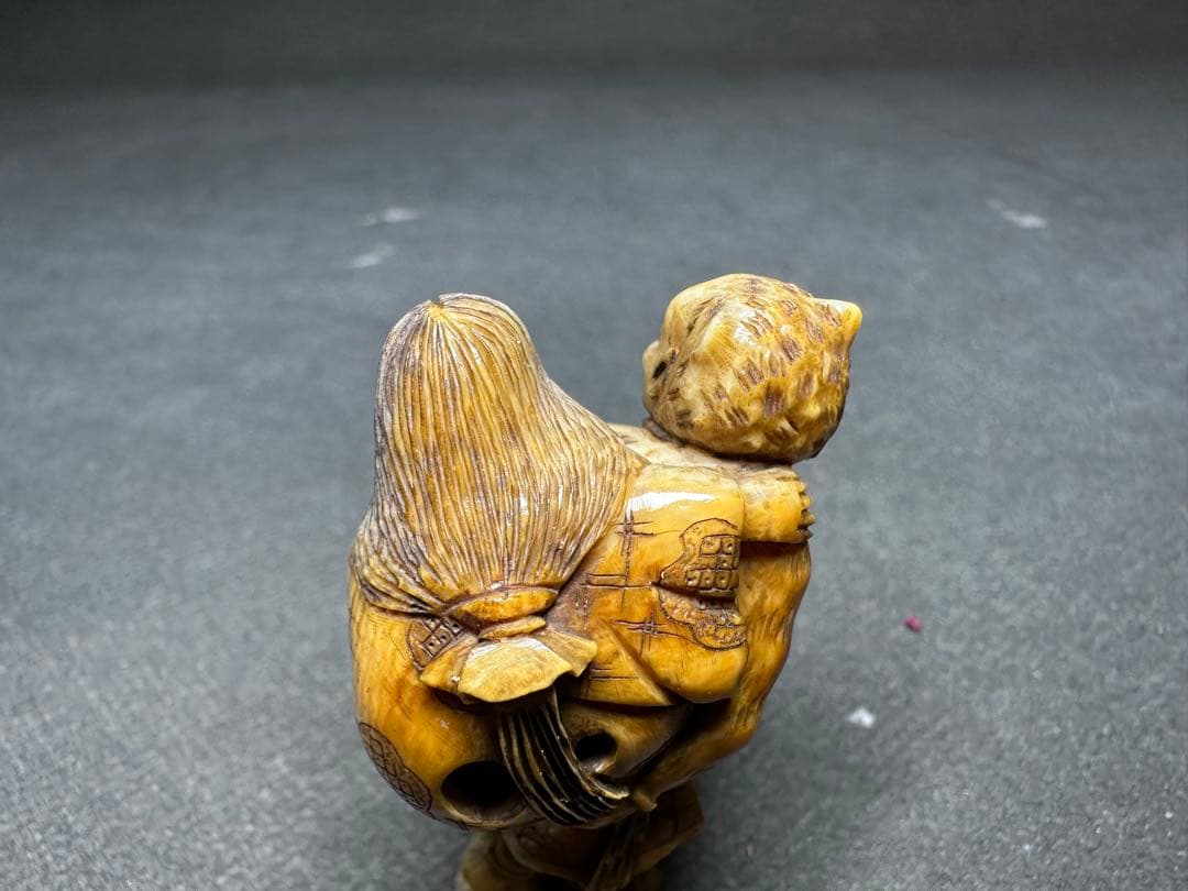 極上　鬼　置物　根付　印籠　天然素材　アンティーク　骨董　飾り物　古美術品