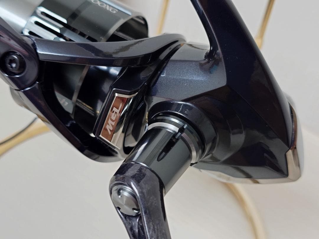 シマノ 19ヴァンキッシュ 4000XG 未使用品 SHIMANO