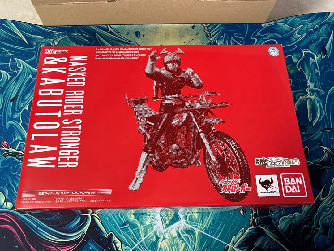 期間限定価格　S.H.Figuarts仮面ライダーストロンガー＆カブトローセット