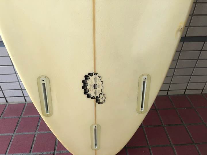 SK サーフボード EPS 5'11 SK 浮力 小波 送料込み