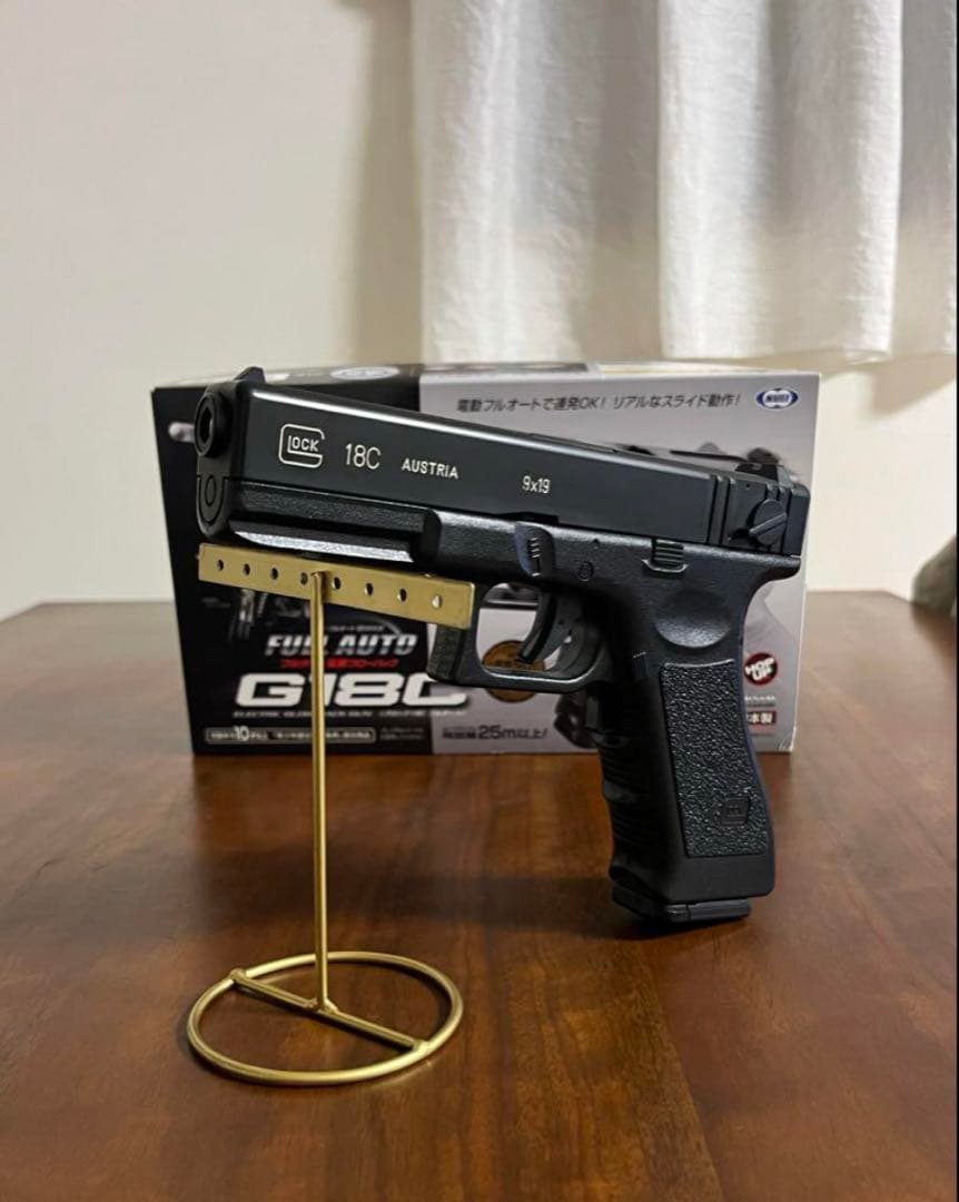 美品　東京マルイ　カスタム品　グロック18C 金属ピニオン　墨入れ　スペマガジン