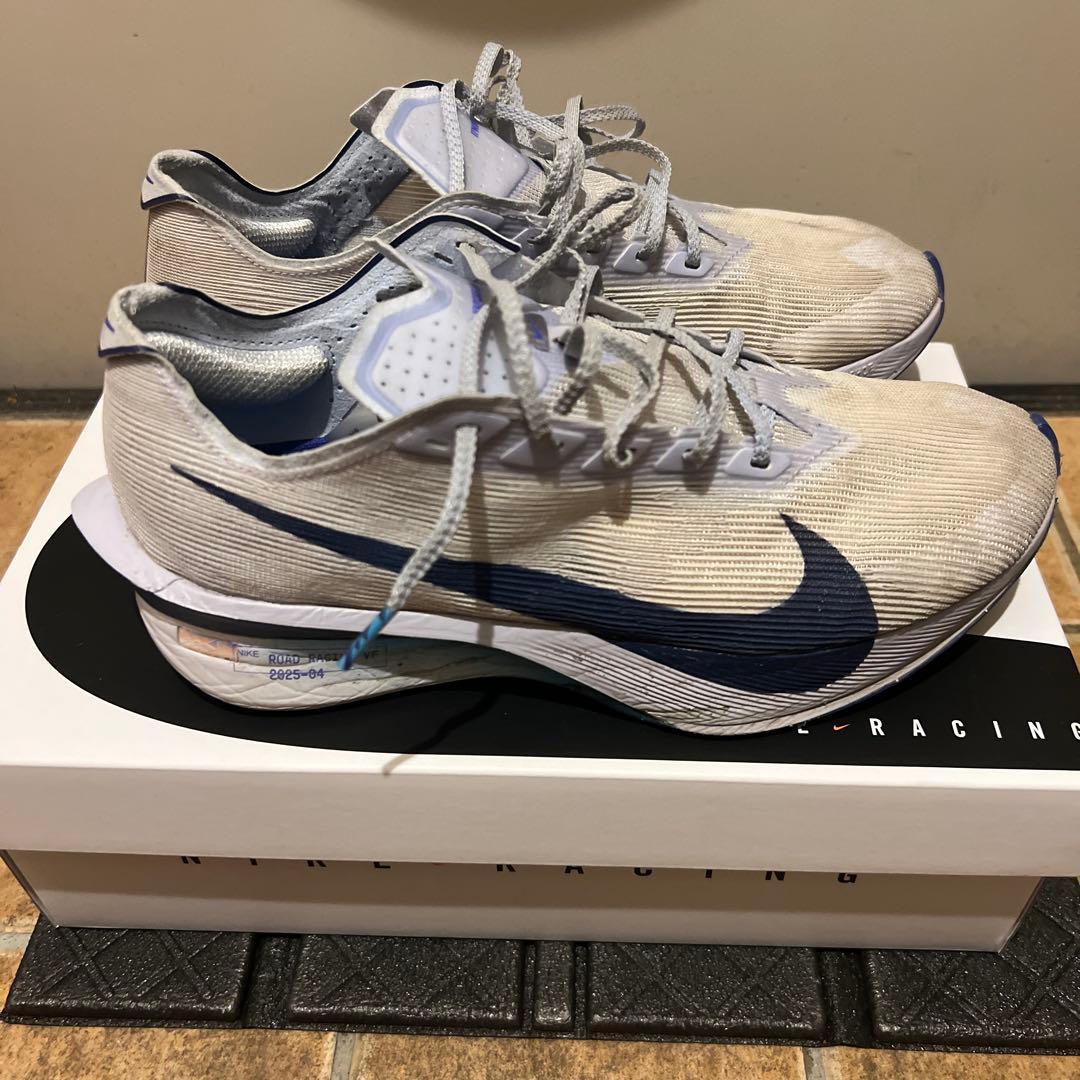 ナイキNIKEヴェイパーフライネクスト%4 25.5cm