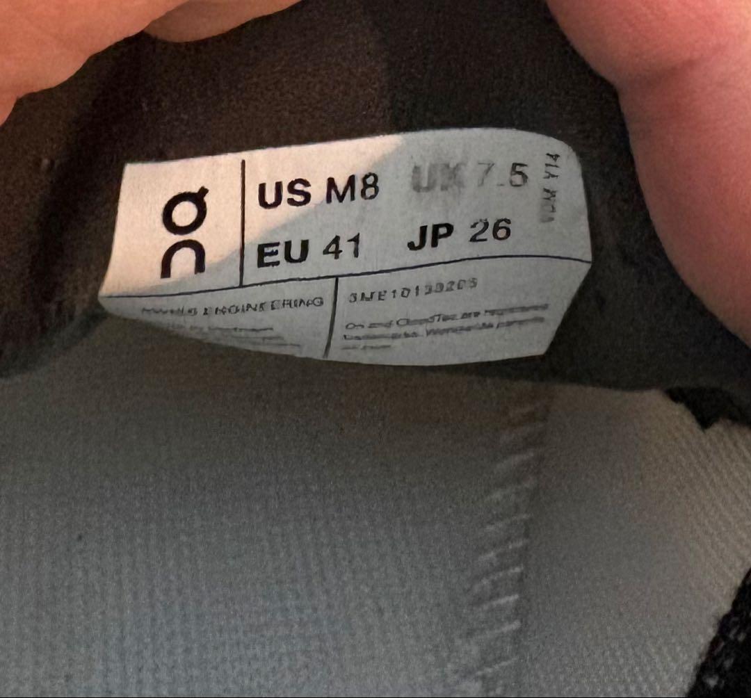 On Cloudmonster Hyper グレー/ホワイト 8M