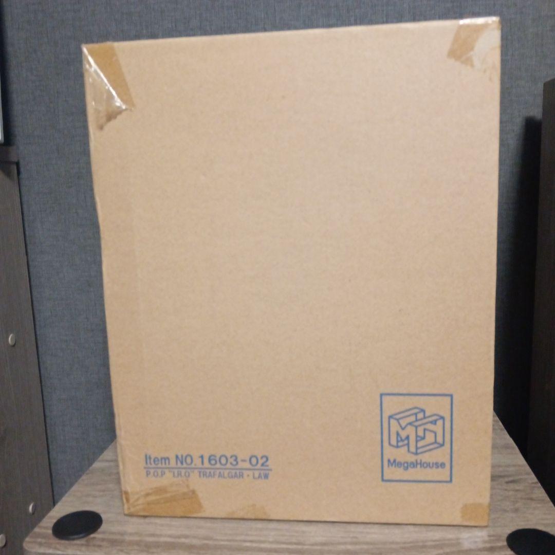 ワンピース　トラファルガー・ロー　pop非公認　I.R.O 女体化　フィギュア