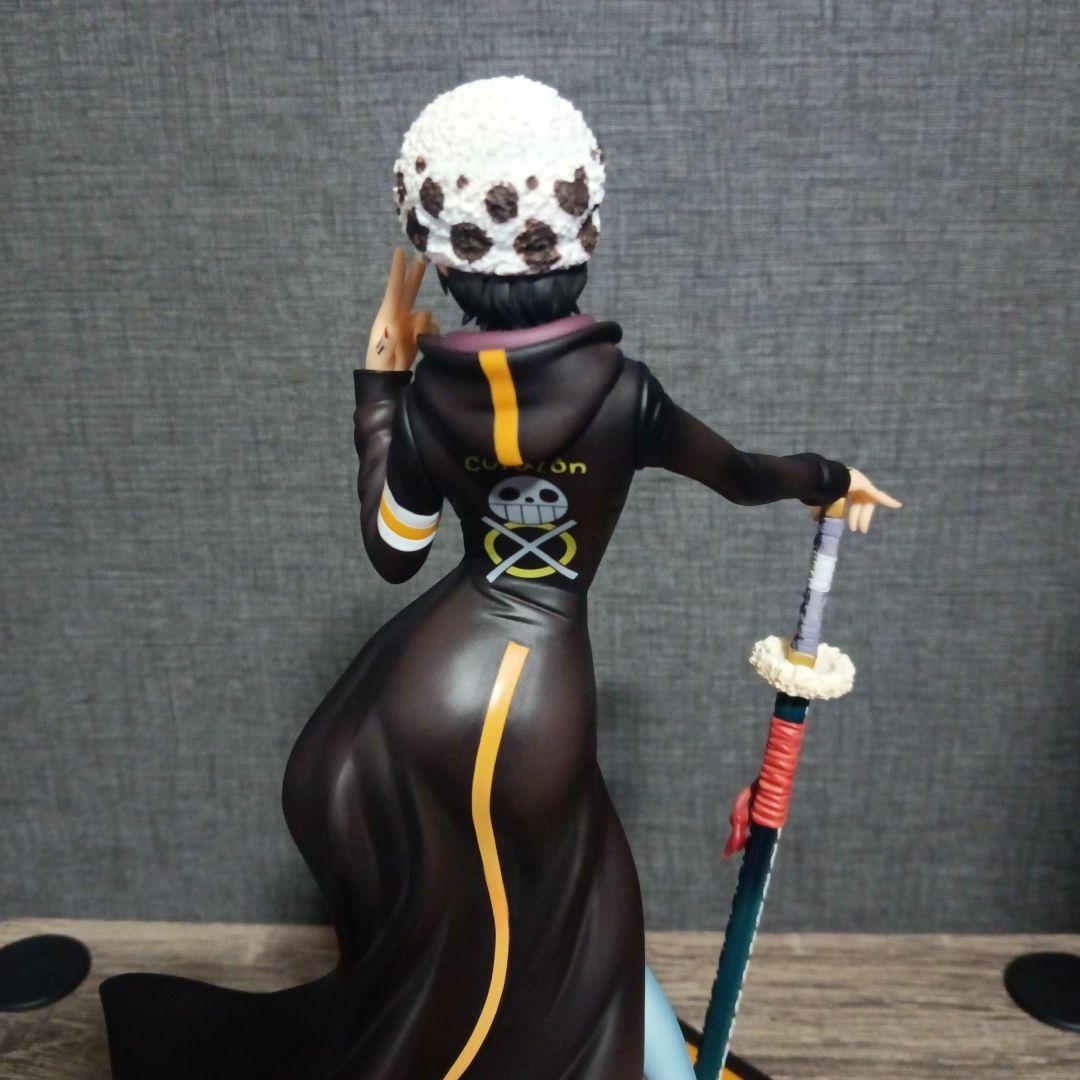 ワンピース　トラファルガー・ロー　pop非公認　I.R.O 女体化　フィギュア