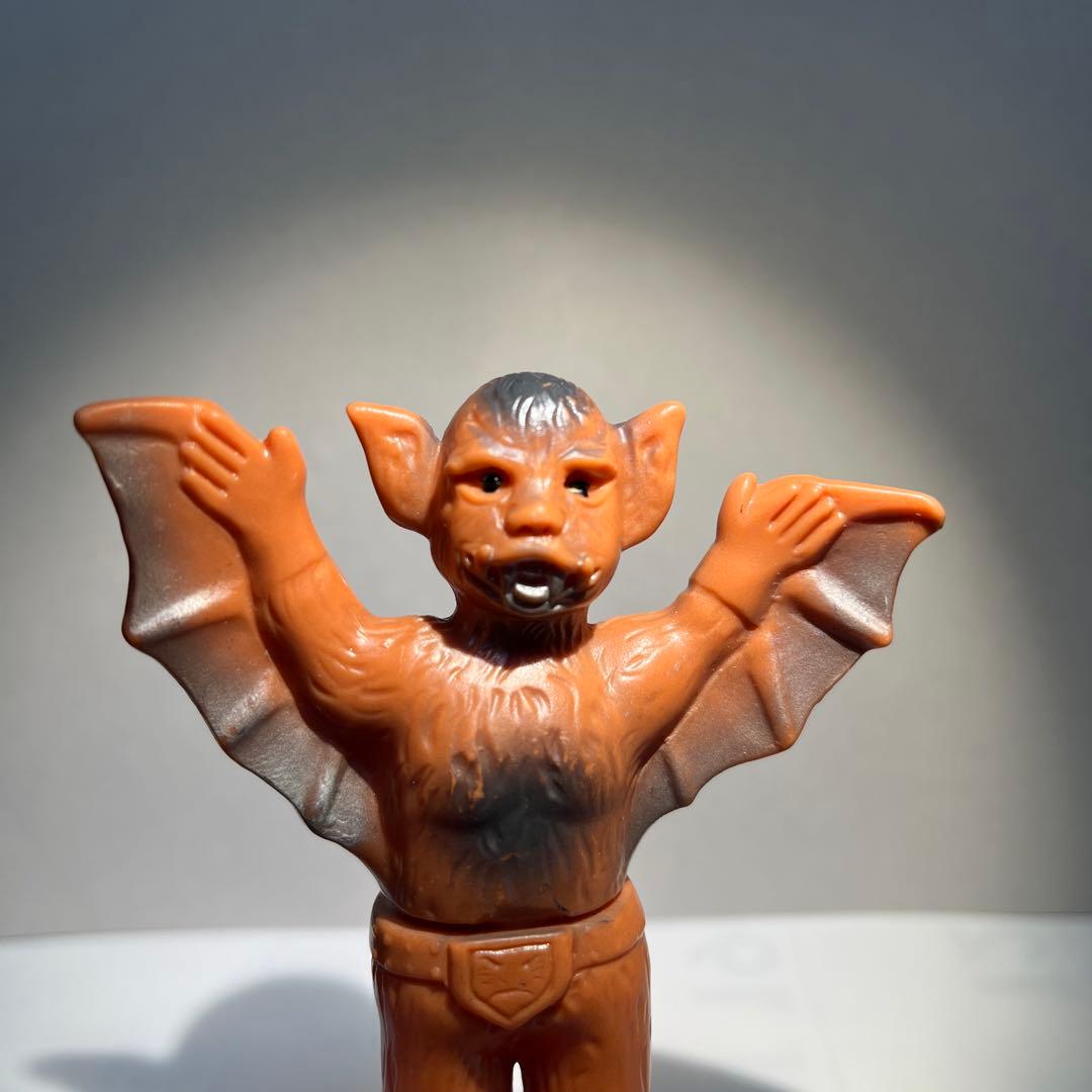 バンダイ　コウモリ男　ソフビ