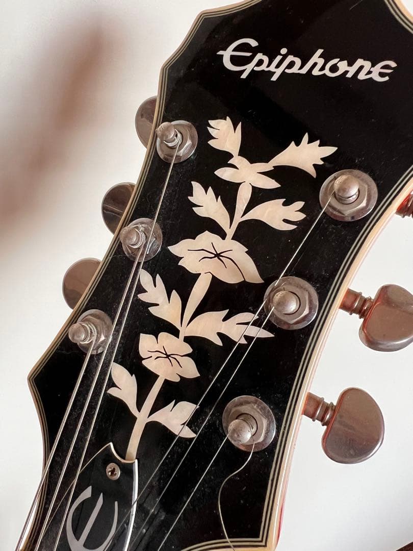 ギター Epiphone Emperor Swingster