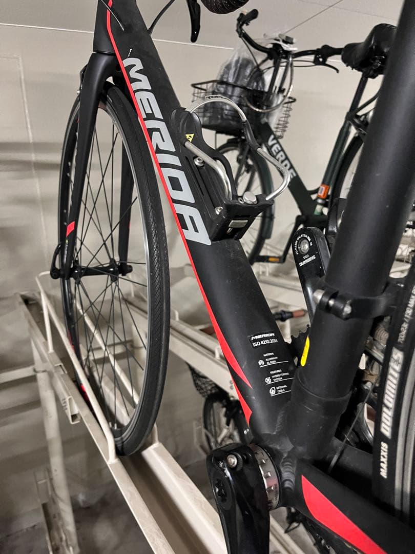 MERIDA ロードバイク ブラック/レッド
