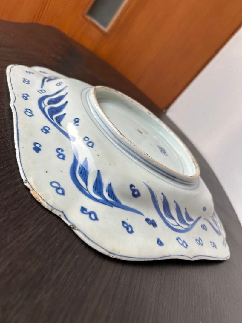 古伊万里 染付 ベロ藍 銘有 八角皿 唐草模様 山水楼閣 松絵 九谷 飾り皿