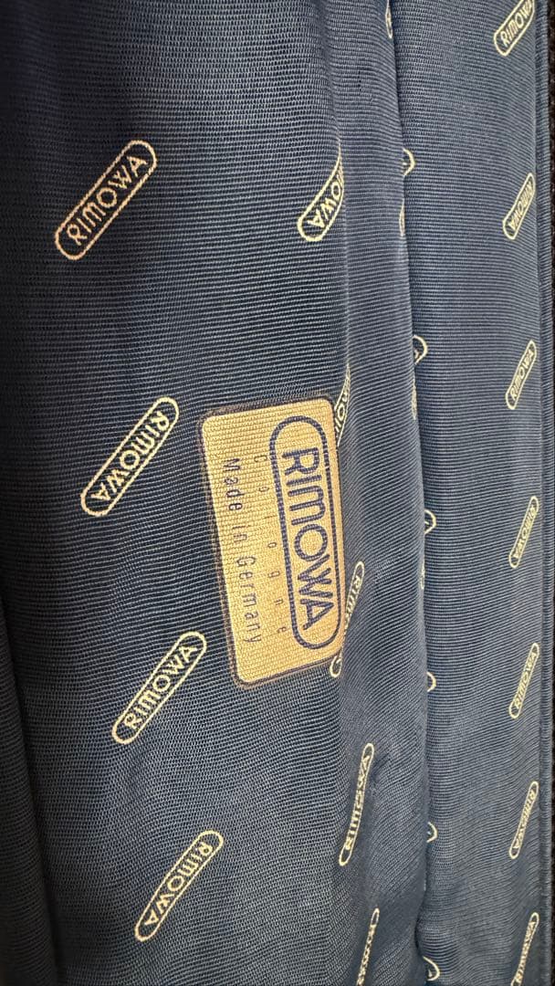 RIMOWAリモワ シルバーインテグラル スーツケース 約72cm x約44cm