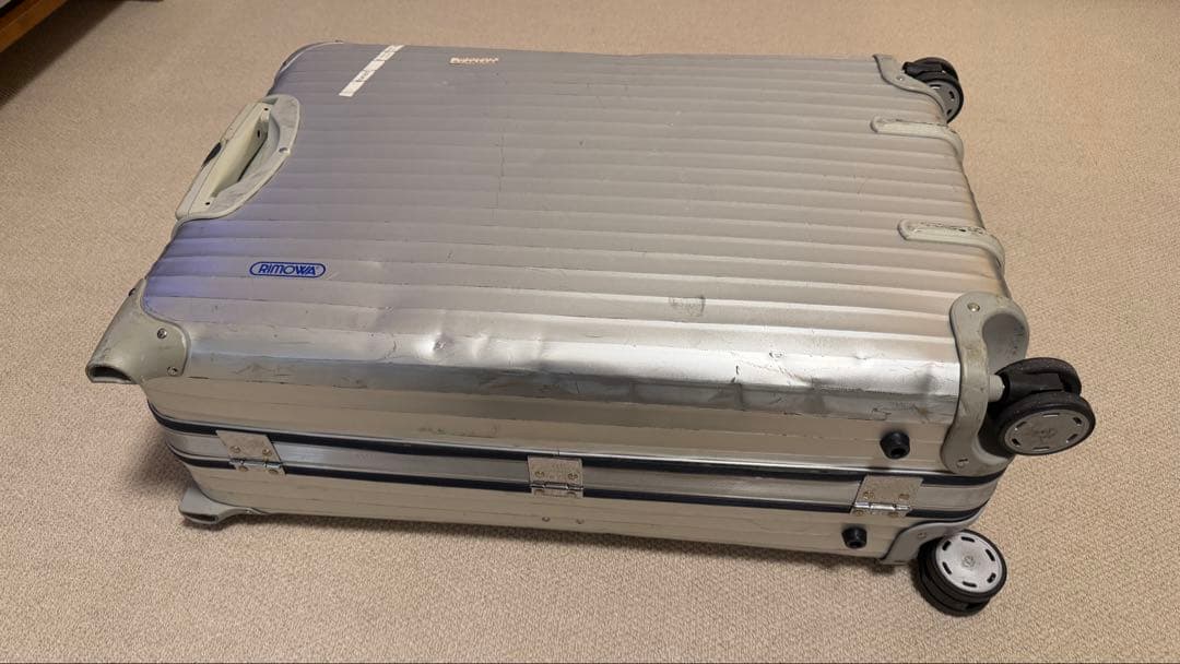 RIMOWAリモワ シルバーインテグラル スーツケース 約72cm x約44cm