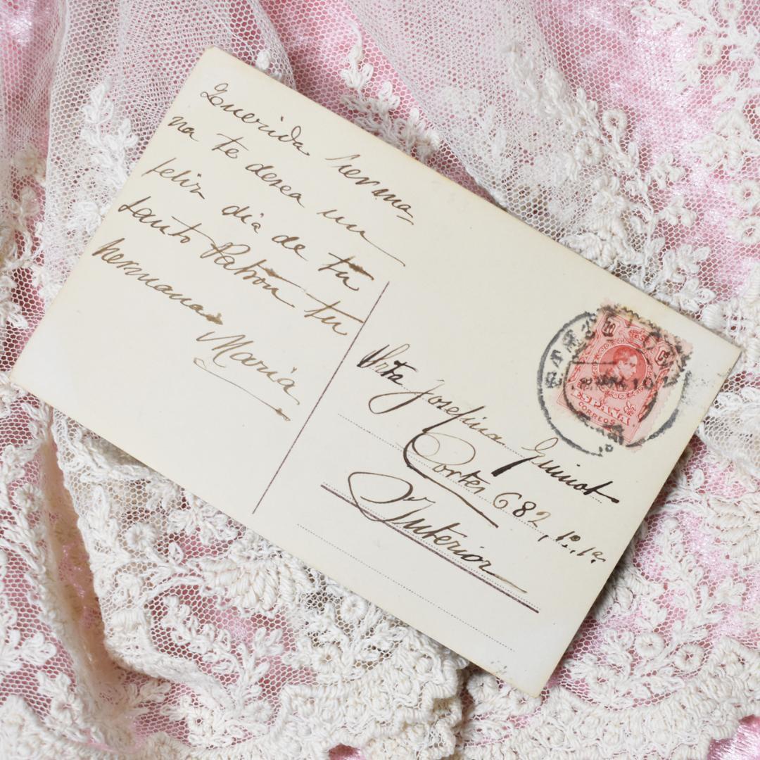 *アンティークポストカード　お人形と猫さんとティータイムの可愛い少女