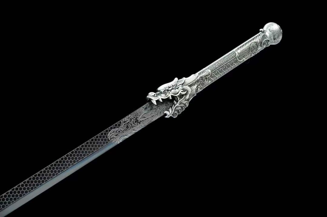 『龍傲天』古兵器 武具　刀装具　日本刀　模造刀 居合刀