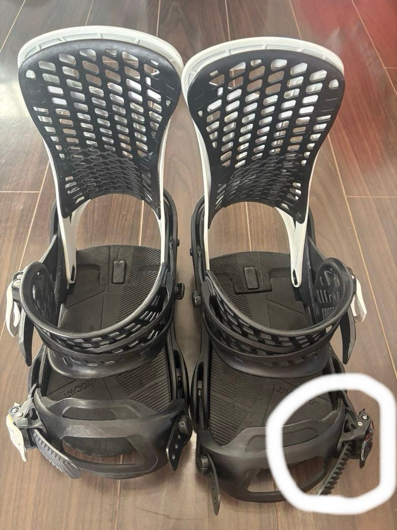 Burton Genesis スノーボード ビンディング ホワイト/ブラック