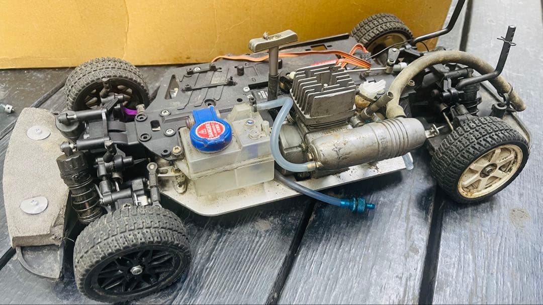 タミヤ TG10ジャンク部品どり