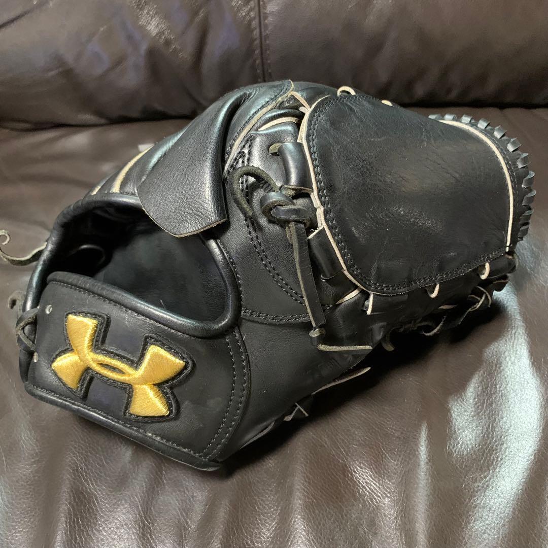 アンダーアーマー 硬式投手用グローブ