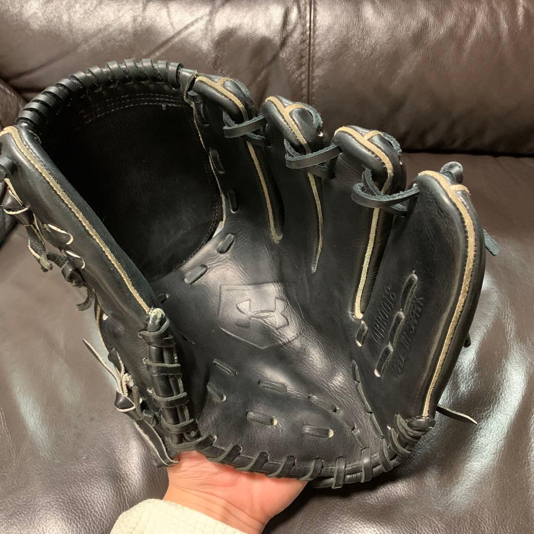 アンダーアーマー 硬式投手用グローブ