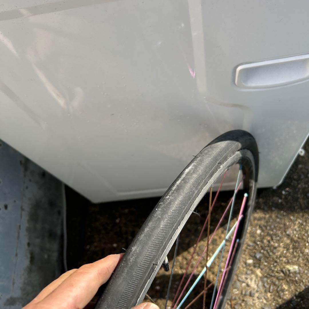 手組みホイールレインボースポーク前輪撤去品