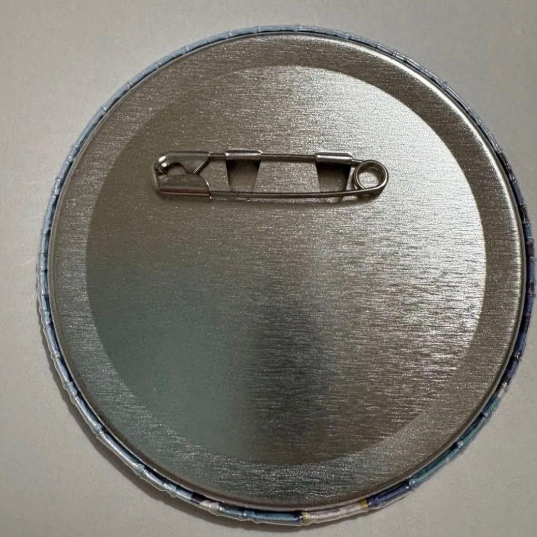 オベロン 缶バッジ