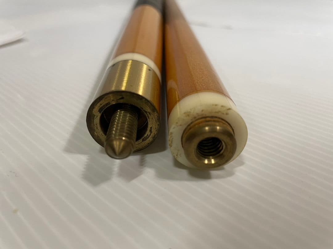 Adam ビリヤードキューケース　キュー２本付