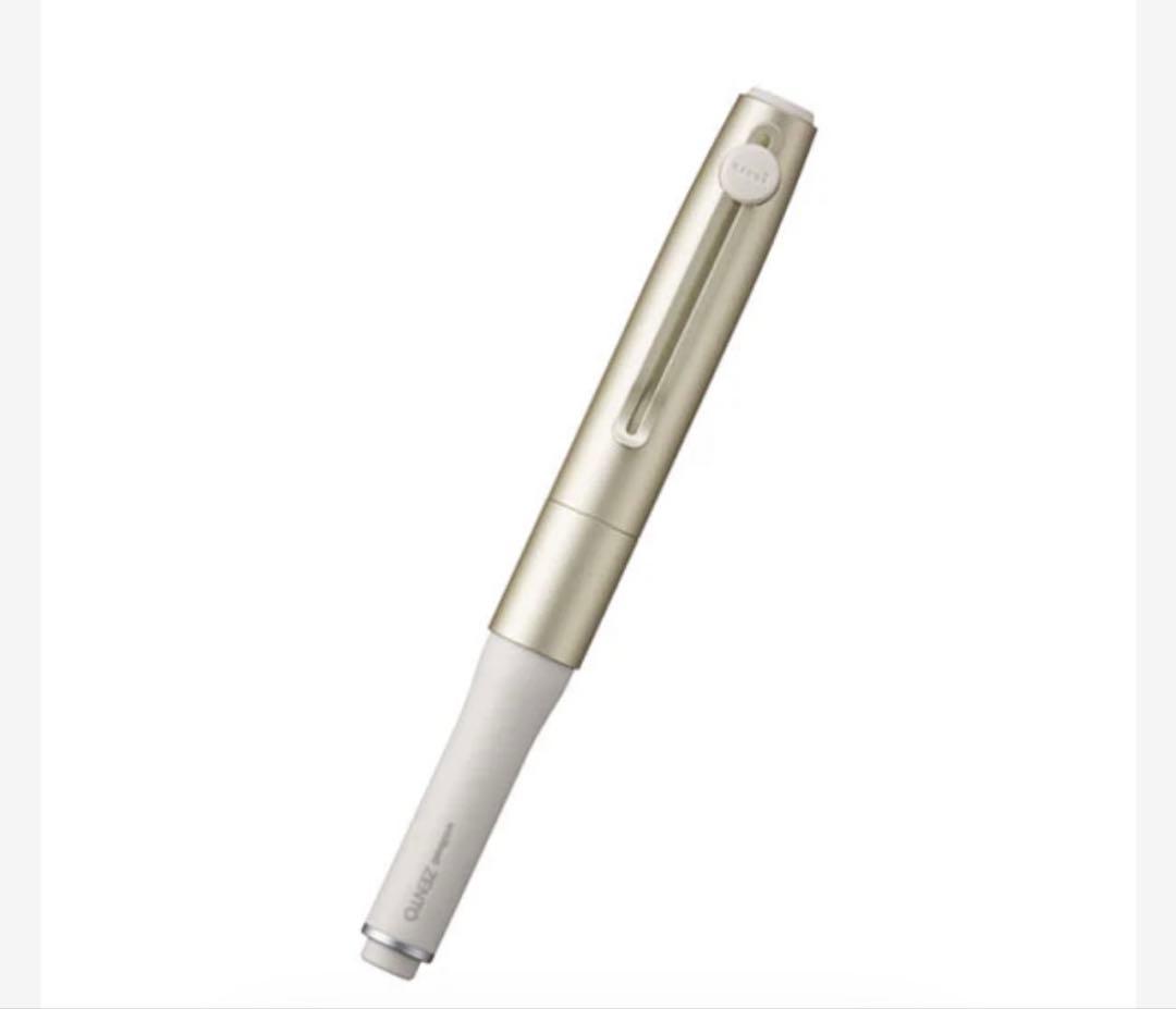 uniball ZENTO シグネチャーモデル　シャンパンゴールド　0.7mm