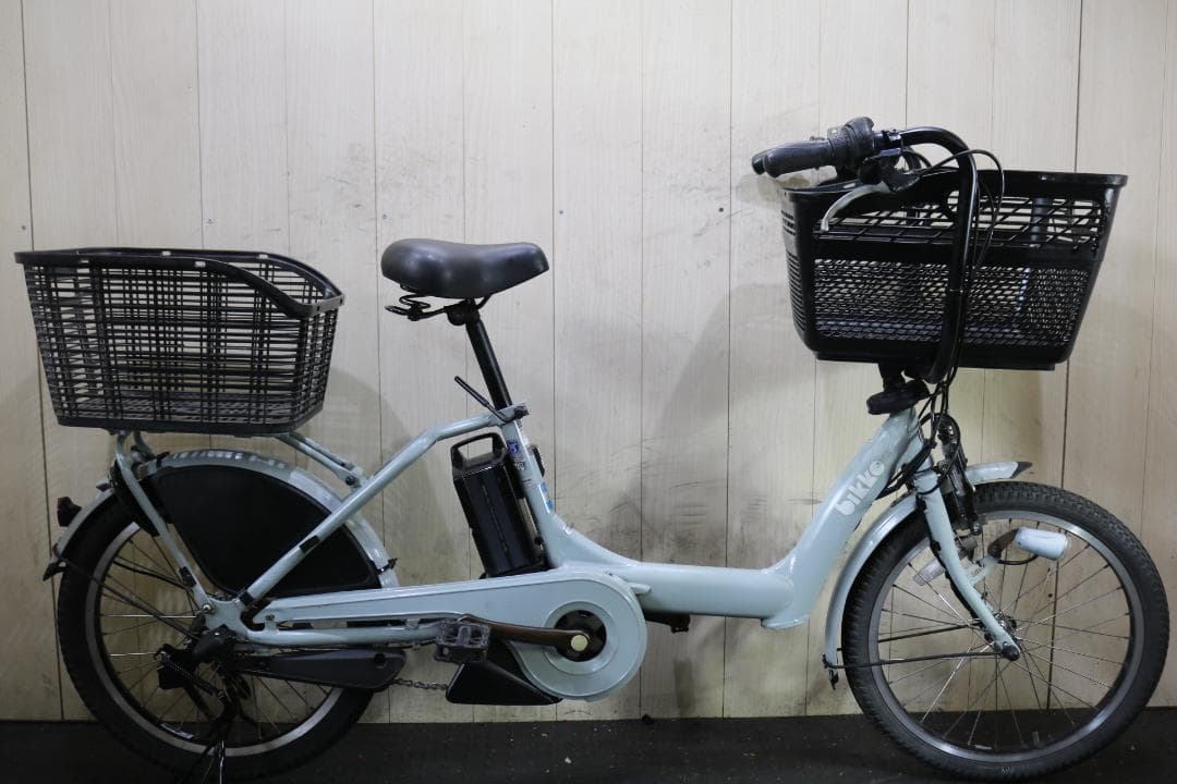 ブリヂストンBR0C49ビッケPOLAR e 20型8.7AH 3段 LED水色